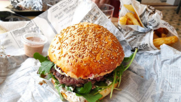 Burger Fermier Des Enfants Rouges food