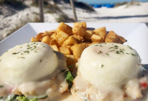 Crabby's Beachwalk Grill food