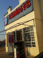 Roman's Pizza Ga Rankuwa outside