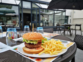 Novotel St Witz food