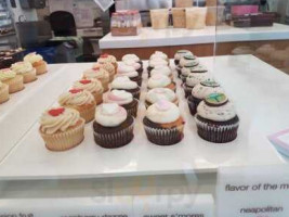 Kara's Cupcakes food