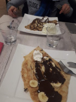 Creperie du Cygne food