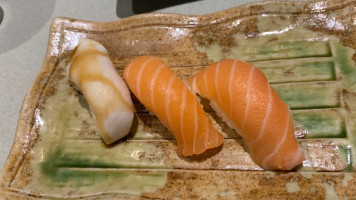 Sushi Kiku food