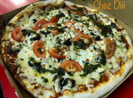 Pizza Chez Diii food