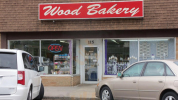 Wood Bakery food