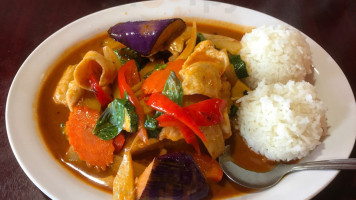 Suda Thai Cuisine food