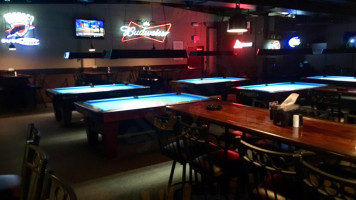 Jamaica Joe's Billiard inside