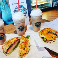 Willy's Bagels Blends food