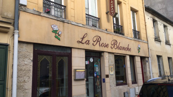 La Rose Blanche food