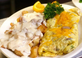 The Omelet Inn food