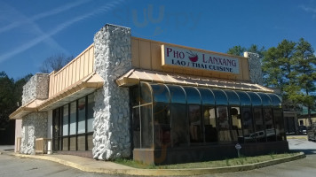 Pho Lanxang outside