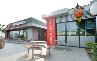 Mcdonald's outside