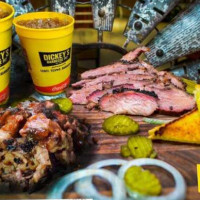 Dickey's Barbecue Pit food