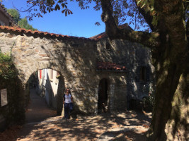 Taverne D'hautpoul outside