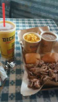 Dickey's Barbecue Pit food