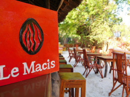 Le Macis Zanzibar outside