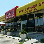 Pho Thai Nguyen outside