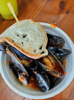 Mussel Pot food