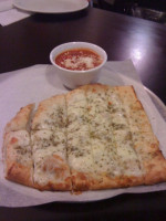 Brucci's Pizza food