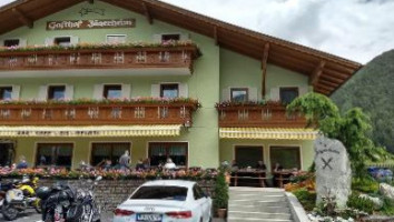 Albergo Jägerheim outside