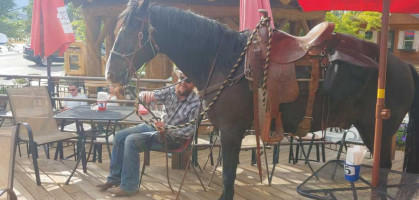 Saddlebag Saloon food