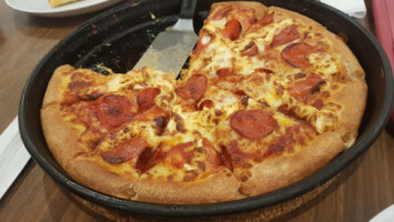 Pizza Hut food