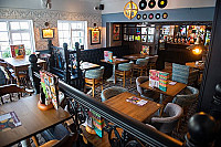 The Crown Hungry Horse inside