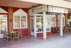 Andiamo inside