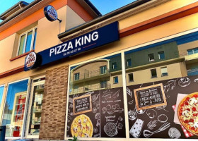 Pizza King food