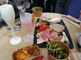 Bulle Parisienne food