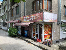 Bake Shop outside