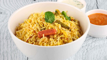 Sumpto Biryani food