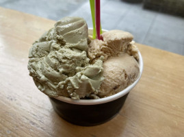 Dolcezza Gelato food