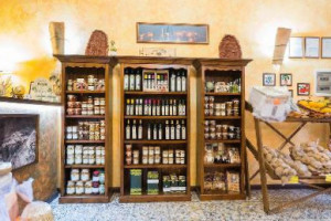 La Campagna Del Re Nilio food