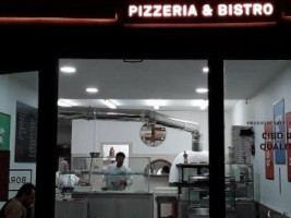 Pizzeria Bora Bonta' Di Boragine Antonio food