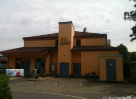 Mcdonald's outside