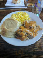 Palmetto Smokehouse food