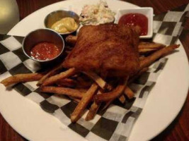 Waylands Crossing Tavern food