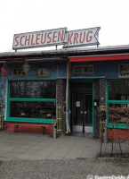 Schleusenkrug outside