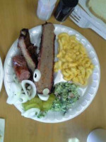 Luling B Q food