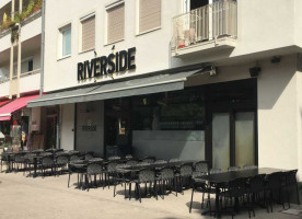 Riverside inside