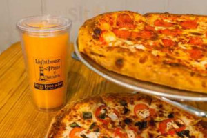 Lighthouse Pizza Daiquiris food