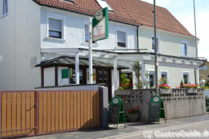 Ristorante Pizzeria am Rathaus outside