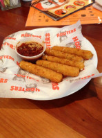 Hooters food