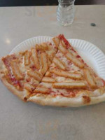 Dominick's Pizza food