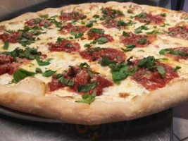 Calabria Pizza food