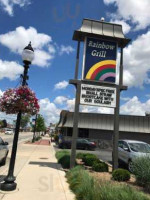 Rainbow Grill Hudsonville outside