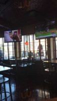 Shoeless Joe's Ale House Grille-addison inside