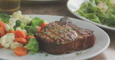 Fireside Pub Steakhouse food