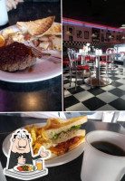 Legendz Diner food